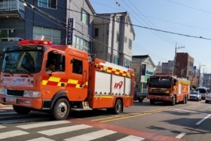 경남 김해 비철금속 제조공장 불… 8000만원 재산 피해