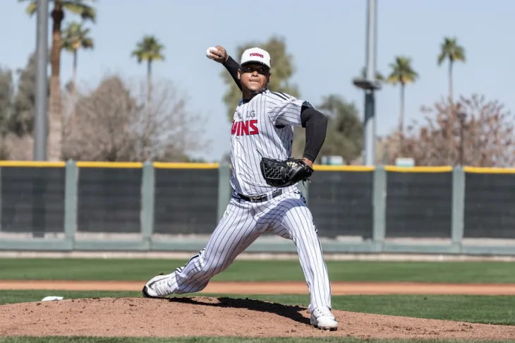 LG 트윈스 엘리에이저 에르난데스가 20일 미국 애리조나주 스코츠데일 ISP 구장에서 1차 전지훈련을 소화하고 있다. LG 트윈스 제공