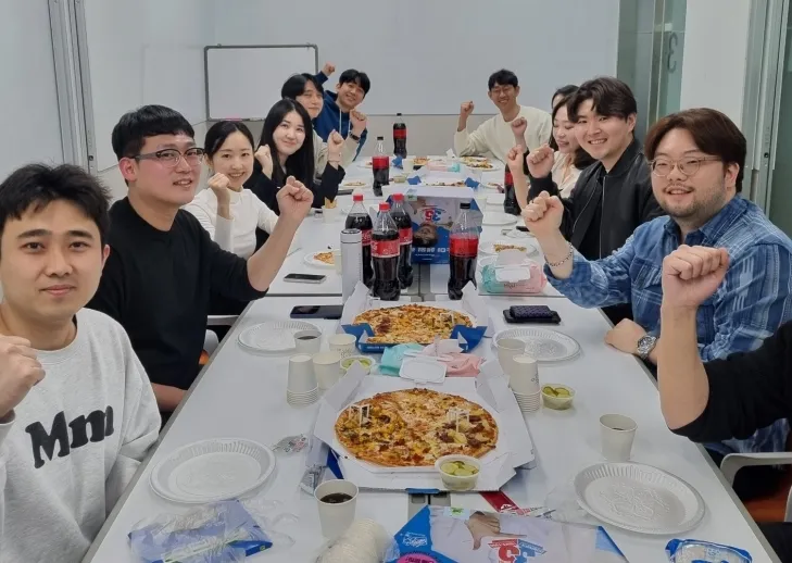 서울 송파구 송파ICT청년창업지원센터 입주기업들이 지난 18일 ‘웰컴데이’ 행사에 참가하고 있다. 송파구 제공