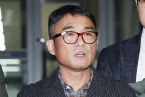 “김건모 ‘성폭행 무혐의’…집 풍비박산 나고 초토화” 분노