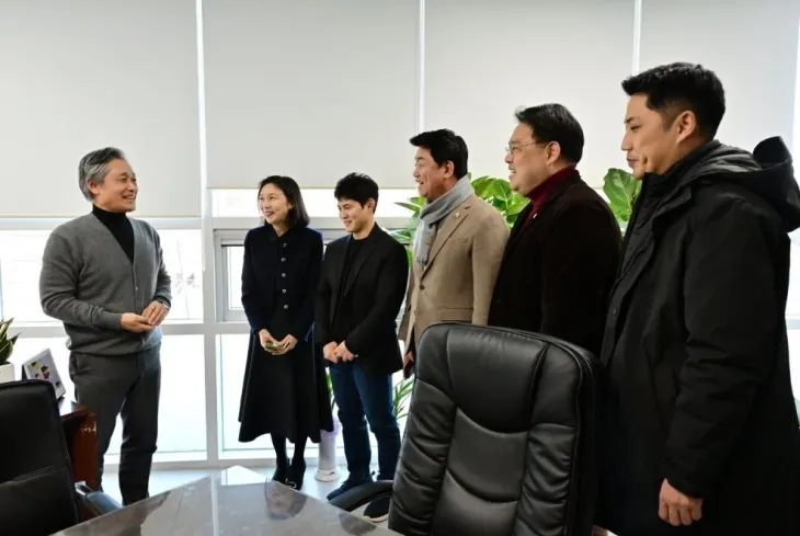 대한야구소프트볼협회를 찾아 지지를 호소한 최호정 의장