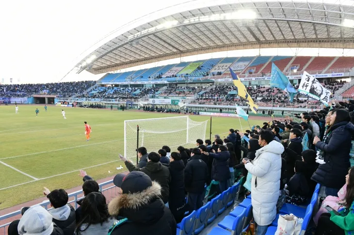 지난 2월 22일 안산  와스타디움에서 열린 안산그리너스FC의 홈 개막전이 열리고 있다.(안산시 제공)
