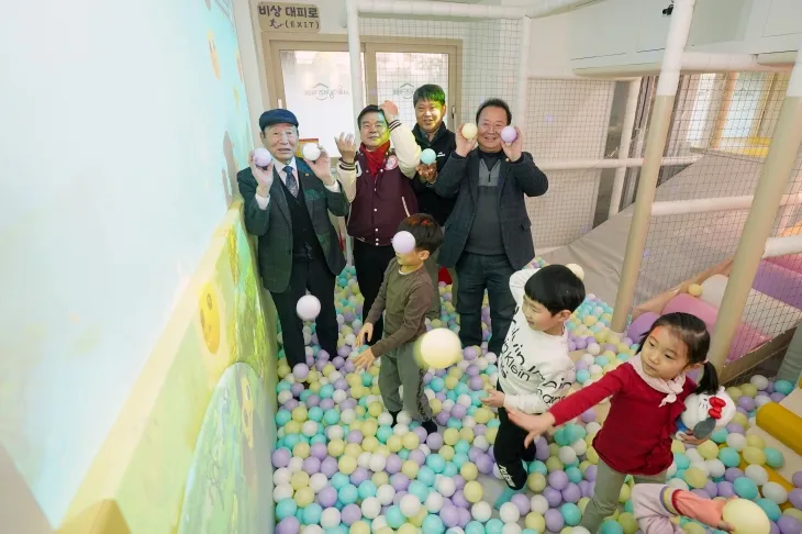 서울형 키즈카페 답십리1동점 내부 모습.