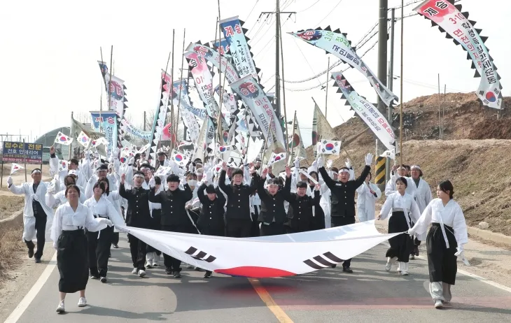 충남 최초의 학생 주도 독립만세운동인 면천공립보통학교 3·10학생독립만세운동이 재현되고 있다. 당진시 제공