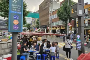 “선선한 날씨에 술 한잔”…韓 ‘이곳’ 세계서 가장 멋진 동네 ‘1위’ 차지했다