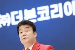 백종원, 100억 사재 출연… 가맹점주 상생 위해 쓴다