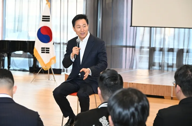 오세훈 서울시장이 19일 서울 동작구 숭실대학교에서 열린 전국총학생회협의회 초청 특강에서 발언하고 있다. 서울시 제공
