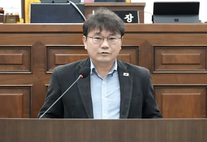 21일 하남시의회 최훈종 의원이 제338회 임시회 제2차 본회의에서 5분 자유발언을 하고 있다. 최훈종 의원실 제공