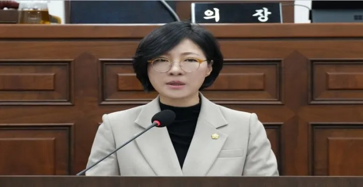 제338회 임시회 제2차 본회의에서 정혜영 의원이 발언하고 있다. 정혜영 의원 제공