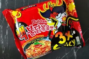 전 세계 팔리는 ‘짝퉁’ 불닭볶음면…서경덕 “中, 그만”
