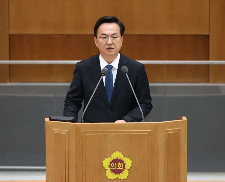 이동현 의원이 4월 8일 열린 제383회 경기도의회 임시회 제1차 본회의에서 5분 자유발언을 하고 있다.