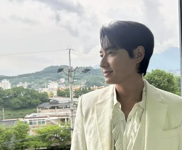 가수 겸 배우 이지훈. 인스타그램 캡처