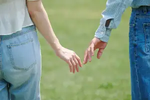 “자기야 돈 빌려줘” 얼마까지 되나요? 男 439만원, 女는…