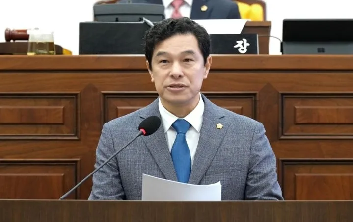 25일 하남시의회 강성삼 의원이 제339회 임시회 제2차 본회의에서 5분 자유발언을 하고 있다. 강성삼 의원실 제공