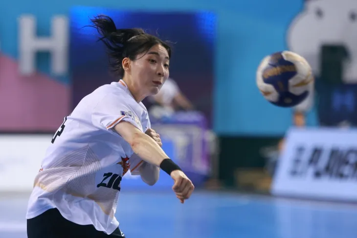 7m 스로 넣는 강경민