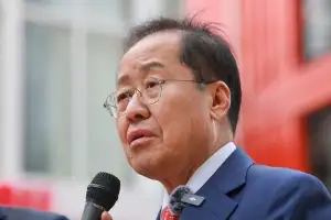 정치 활동 재개 신호탄?…홍준표 “TV홍카콜라 다시 시작할 것”