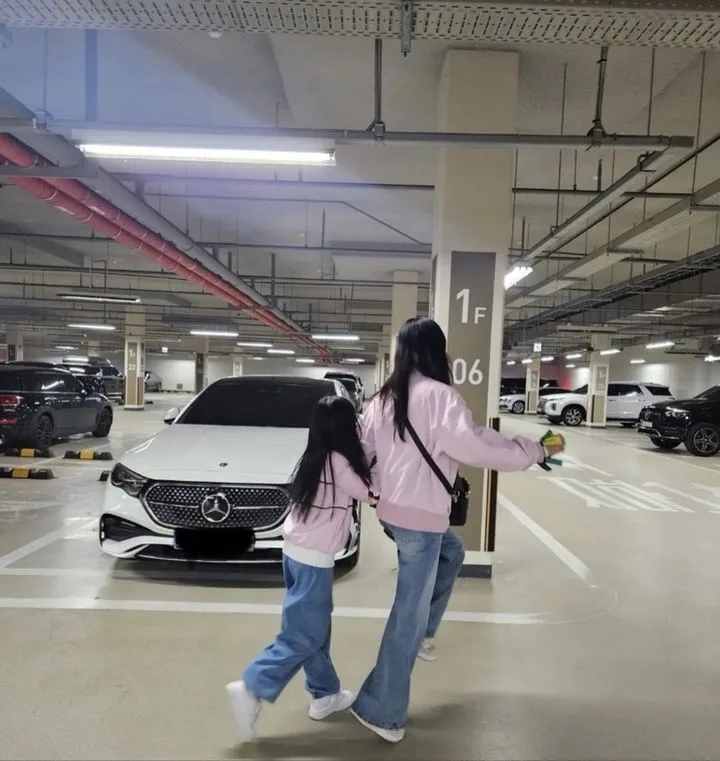 배우 고소영이 딸과 함께한 일상을 공개했다. 고소영 인스타그램 캡처