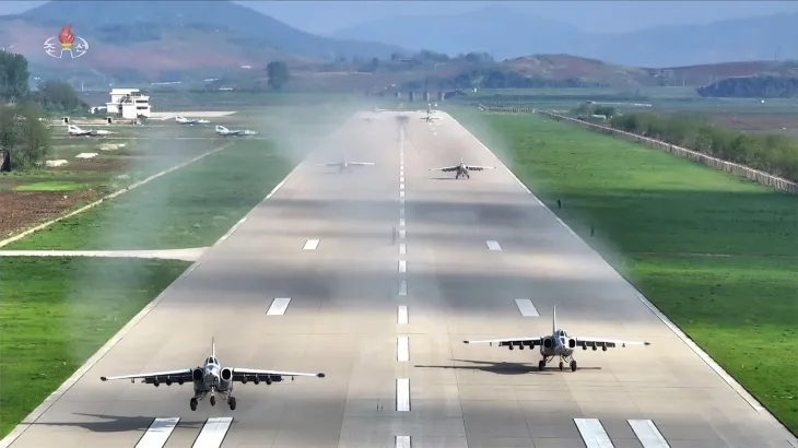 북한 김정은, 공군 방공ㆍ공습훈련 지도