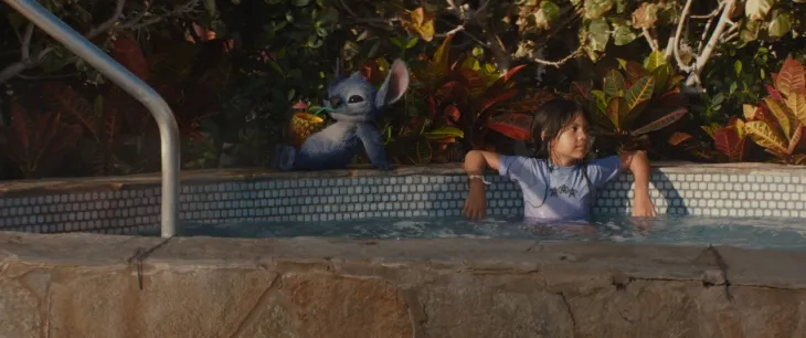 영화 ‘릴로 &amp; 스티치’의 한 장면.  월트디즈니 컴퍼니 코리아 제공