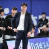 “우승 위해 변화” 4강 사령탑 2명째 아웃…‘챔프전→4강’ 송영진 kt 감독 재계약 불발