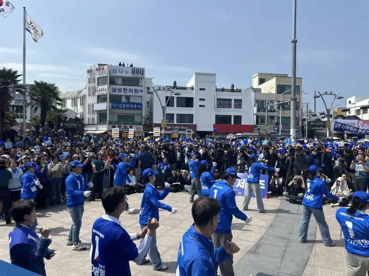 22일 제주시 일도1동 동문로터리 이재명 대통령 후보 유세현장의 모습. 대한민국 중앙선대위 공보단 제공