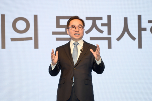 美스마트폰 관세 우려에…삼성전기 장덕현 “공급망 재편도 고려”
