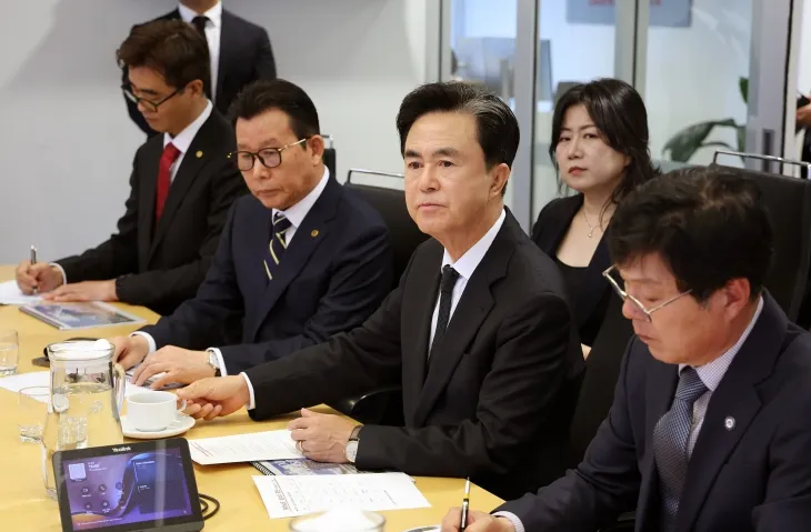 남호주 스터디 애들레이드에서 교육 분야 라운드테이블이 열리고 있다. 도 제공