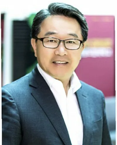 최한선 한국가사문학 학술진흥위원장 겸 전남도립대 명예 교수