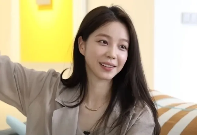 배우 지윤미. 지윤미 SNS 캡처