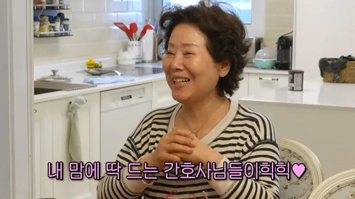 방송인 선우용여가 뇌경색 치료 당시 병원 특실에 머물렀던 일화를 전했다. 선우용여 유튜브 채널 ‘순풍 선우용여’