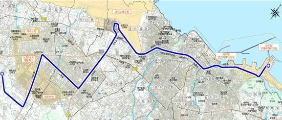 제주도가 우선추진하는 수소트램 노선도. 제주항, 동문시장, 제주공항, 연동사거리, 노형오거리, 1100로를 연결하는 12.91㎞ 구간으로 총사업비는 약 5293억원이다.  제주도 제공