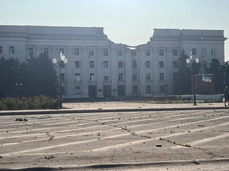 5일(현지시간) 볼로디미르 젤렌스키 우크라이나 대통령은 “하룻밤 사이 체르니히우, 하르키우, 도네츠크, 오데사, 수미, 드니프로, 헤르손 지역이 103대의 드론과 탄도 미사일 1발의 공격을 받았으며 최소 5명이 사망하고 수십명이 다쳤다”라고 밝혔다. 특히 사망자에는 한 살 아기도 포함됐는데, 이는 전면전이 시작된 이후 잃은 632번째 어린이라고 짚었다. 2025.6.5 젤렌스키 텔레그램(우크라 내무부 산하 국가비상대책본부)