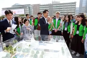 ‘감사의 정원’ 공사중지 명령…서울시 “시장 권한 이행” 반박