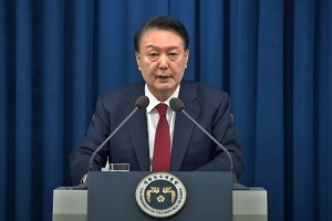 “尹, 청와대 지하벙커 통째로 뜯어다가 용산으로 이전”
