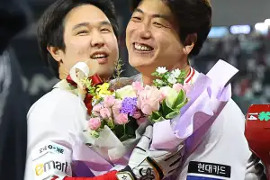 최정 302억·양의지 277억, 그다음 김광현 257억…SSG와 2년 36억 연장 계약