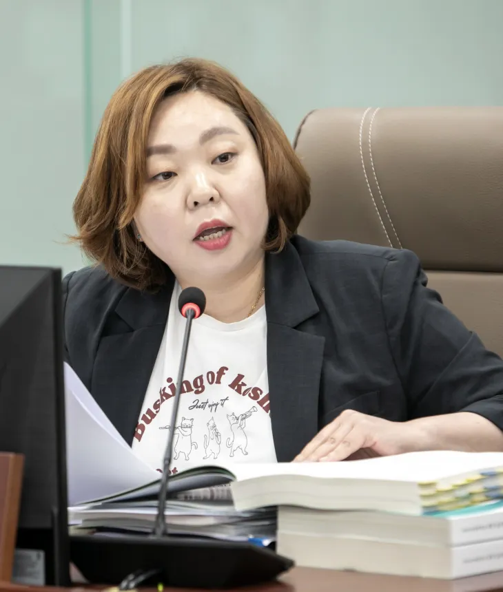 전자영 의원. 16일 2024회계연도 경기도교육청 결산 심사. AI교과서 등 디지털 수업을 지원하는 ‘디지털튜터’ 사업 재검토 필요성 제기. (사진=경기도의회)