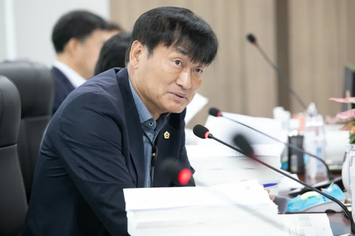 서광범 의원. 17일 제384회 정례회 농정해양위원회 추경 심의. 별빛자연휴양림 사업 예산 미반영에 대해 질타. (사진=경기도의회)