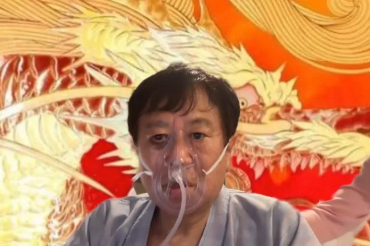 일본 입헌민주당 하라구치 가즈히로 중의원(하원) 의원이 지난 16일 “침대에서 떨어져 부상을 당했다”고 알렸다. 그는 산소호흡기를 낀 채 국제 정세 등에 대한 의견을 내는 영상을 소셜미디어(SNS)에 꾸준히 올리며 지지자들의 호응을 얻고 있다. 하라구치 가즈히로 의원 엑스(X) 캡처