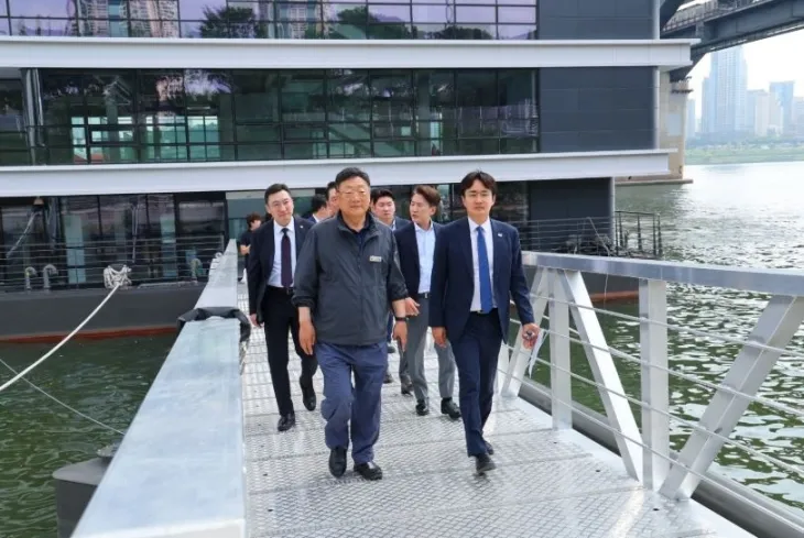 지난 17일 현장점검을 실시한 서울시의회 주택공간위원회(위원장 김태수)