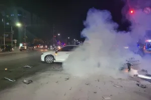 창원 교차로서 오토바이·승용차 충돌…20대 배달 기사 사망
