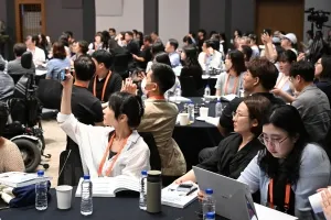“실버타운 공급·스마트기술로 초고령사회 돌봄 사각지대 해소”[사라진 인구, 다시 채우는 미래]