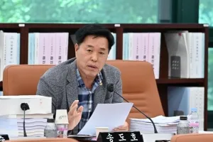 송도호 서울시의원 “버스 부채 1조 육박....서울시 직접 나서야”