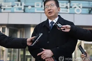 검찰, ‘선거법 위반’ 이상식 의원 2심서도 징역 6월 구형···다음 달 24일 선고