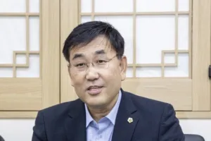 황두영 경북도의원 “학교 상징물, 이제는 체계적으로”