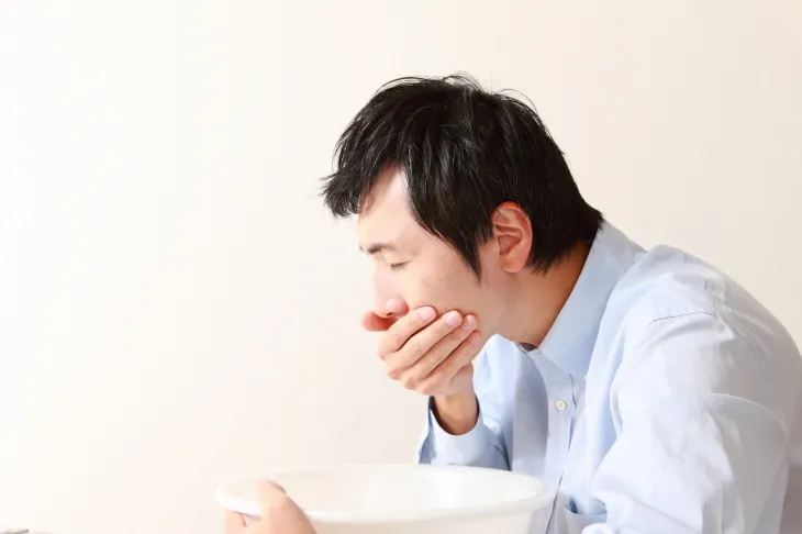 메스꺼움, 구토 자료 이미지. 123rf