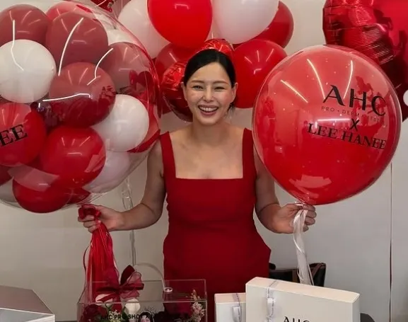 둘째를 임신한 배우 이하늬가 근황을 공개했다. 이하늬 인스타그램