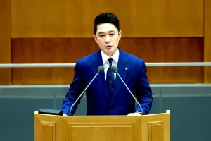 전석훈 경기도의원, 단 1%의 위험도 용납 불가, 학교 내 전기차 충전기 설치 반대