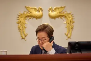 李대통령, 싱가포르 총리와 첫 통화…“전략적 동반자 관계 수립”