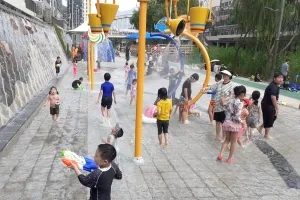관악구 ‘별빛내린천 어린이 물놀이장’에서 더위 식혀볼까