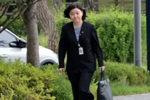 [포토] 첫 출근하는 임은정 서울동부지검장